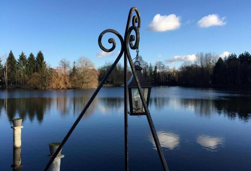 Номер Стандарт Вид на Озеро, La Maison Du Lac
