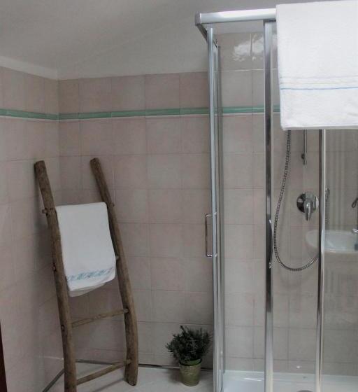 ドゥプレックスルーム, La Masca