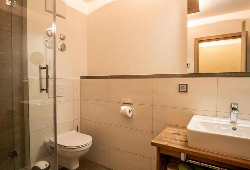 침실 3개 아파트, Haus Am Rank