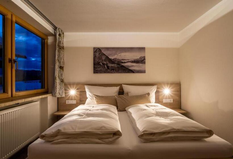 침실 2개 아파트, Haus Am Rank