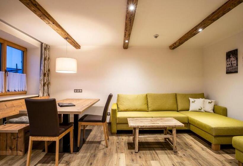 침실 2개 아파트, Haus Am Rank