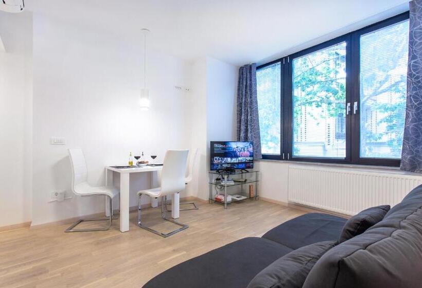 آپارتمان 1 خوابه, Urban Style Apartments By Loft