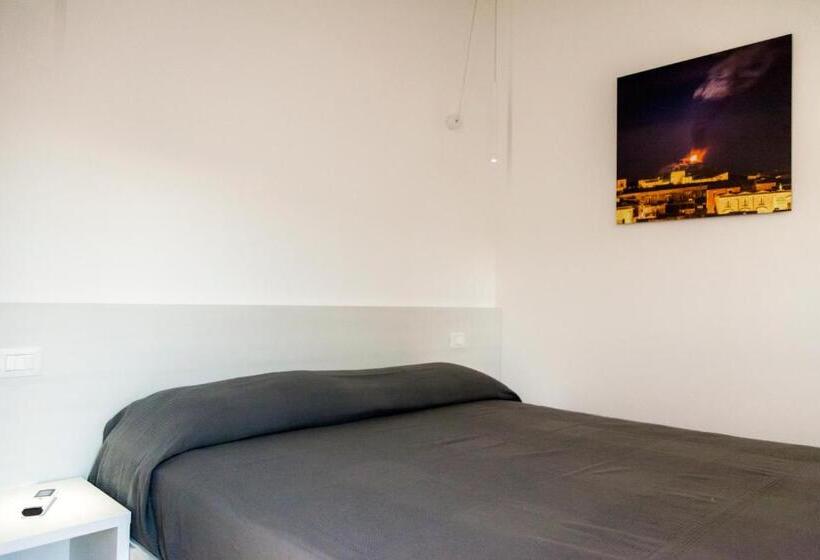 غرفة قياسية ثلاثية مزودة بتراس, B&b Del Corso