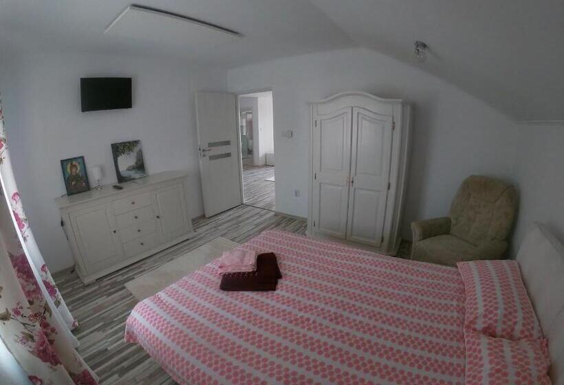 スタンダードルーム, Casa Sannicolau