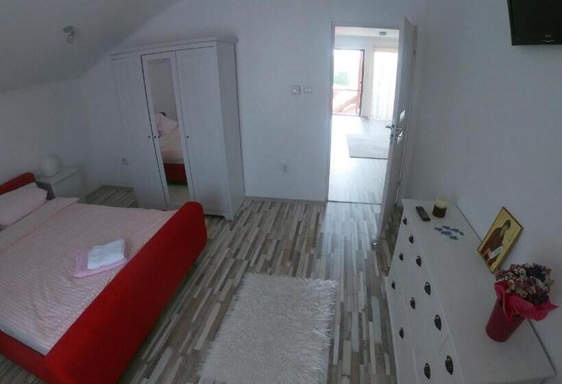 スタンダードルーム, Casa Sannicolau