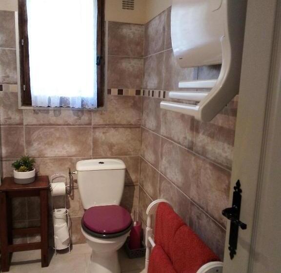 غرفة قياسية مع حمام خارجي, Le Vallon De Bargemon