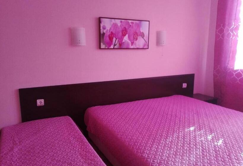 Apartamento 2 Dormitórios, Central Plaza Apartment