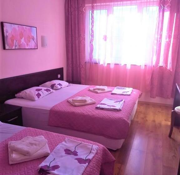 Apartamento 2 Dormitórios, Central Plaza Apartment