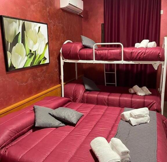 Economy Quadruple Room, La Casa Di Chiaretta