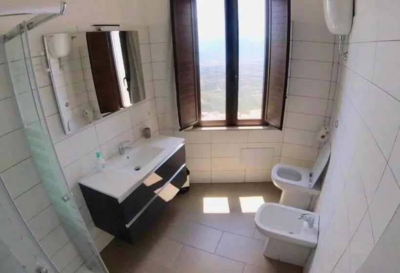 Standard-huone Jaettu Kylpyhuone, Serraenna Bedrooms