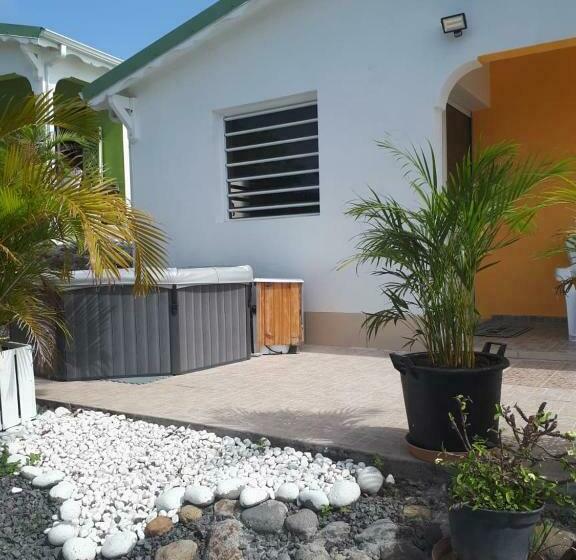 آپارتمان 1 خوابه با چشم‌انداز دریا, Bikamado