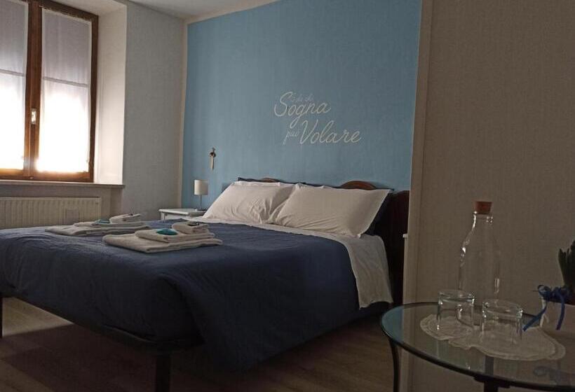 غرفة أساسية, Castello Errante Bio B&b