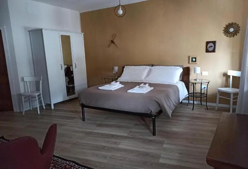 スイート, Castello Errante Bio B&b