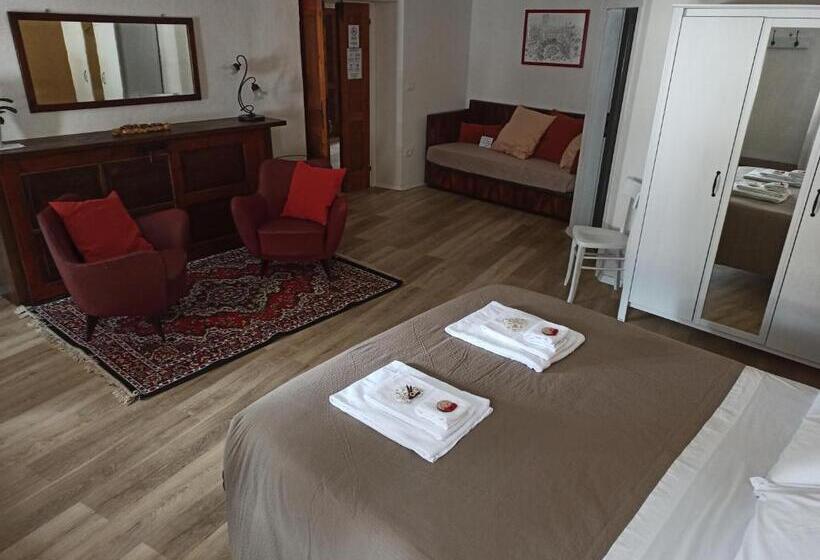 Люкс, Castello Errante Bio B&b