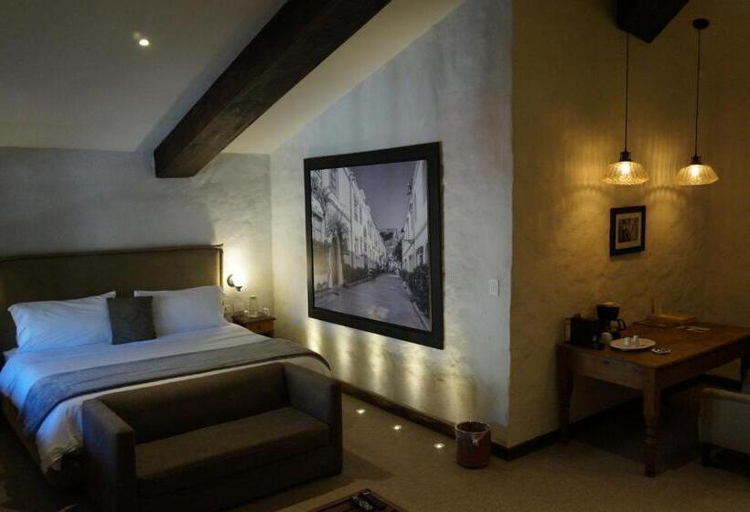 סוויטה דלוקס, Canaria