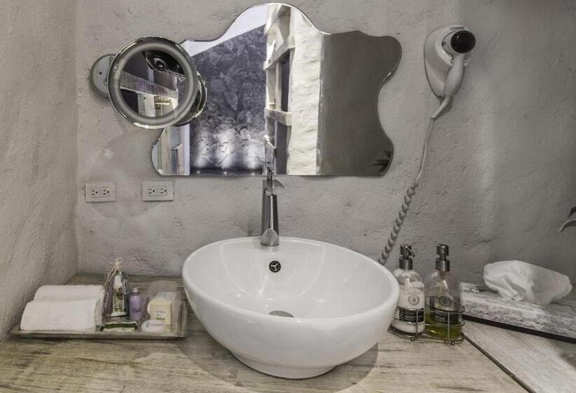 חדר דלוקס, Canaria