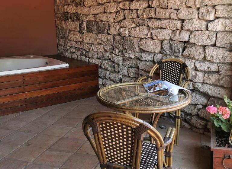 סוויטה עם ג'קוזי, Canaria