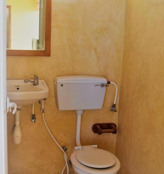 تختخواب در اتاق مشترک, Le Rosier