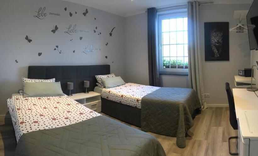 شقة غرفة واحدة, Dormitorium Kaarst Wohnraum Auf Zeit