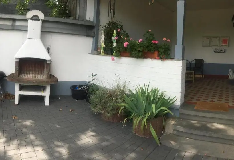 Economy-huone, Dormitorium Kaarst Wohnraum Auf Zeit