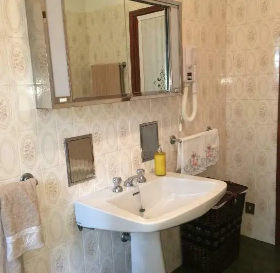 バス共有のスタンダードルーム, B&b Al Caseificio