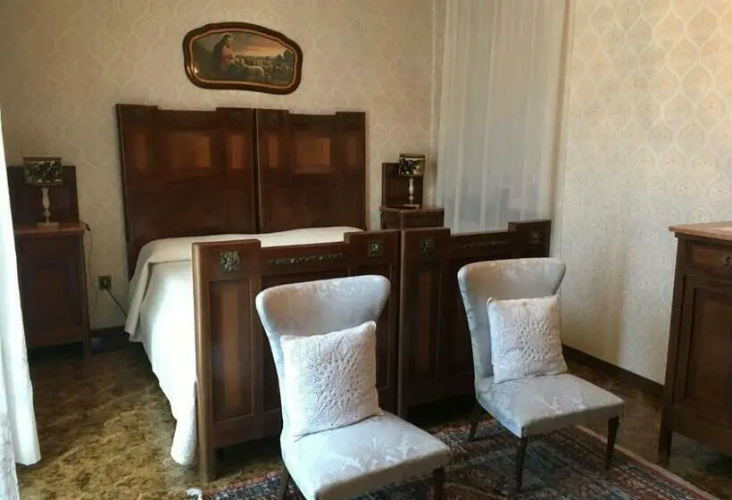 バス共有のスタンダードルーム, B&b Al Caseificio