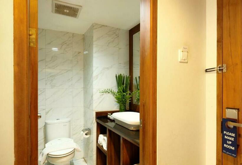 חדר דלוקס עם נוף להרים, The Grand Hill Resort