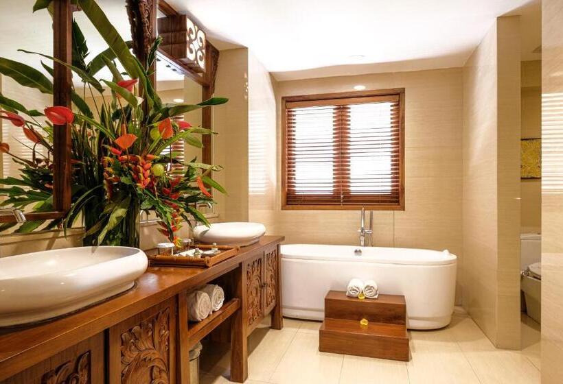 סוויטה עם נוף לעיר, The Grand Hill Resort