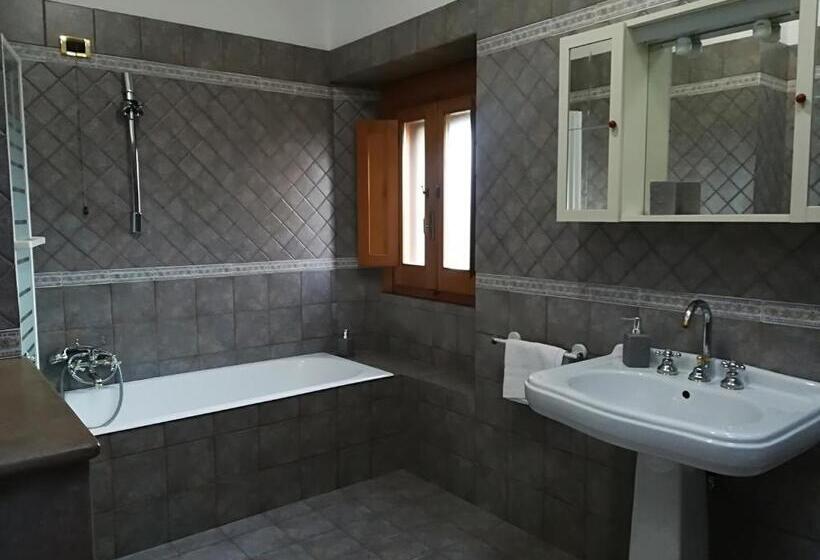 Четырехместный Номер Стандарт, La Dimora Di Radha B&b Centro Olistico