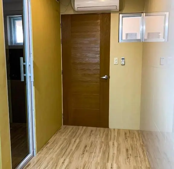 اتاق لوکس, Parmview Inn