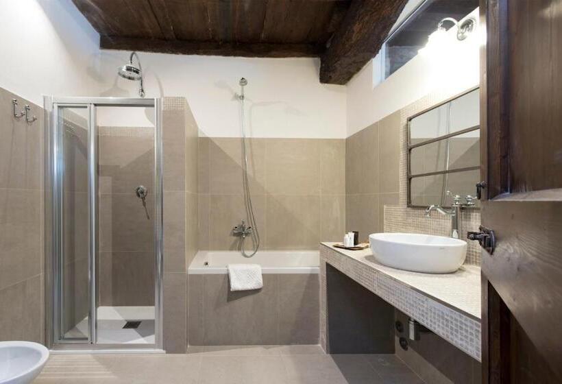 스탠다드 룸, Torre Di Badia