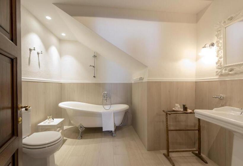 디럭스 전망 룸, Torre Di Badia