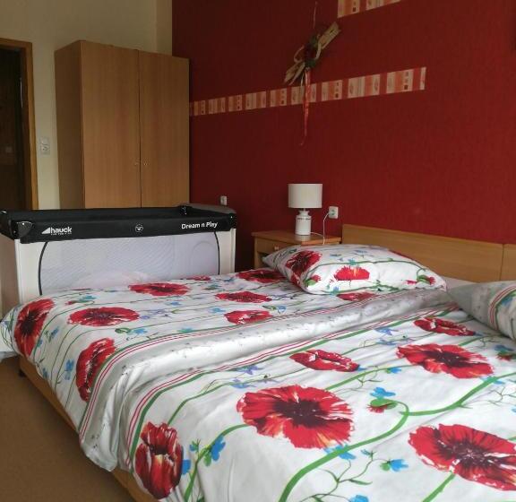 经济型三人房间, Zur Alten Eiche