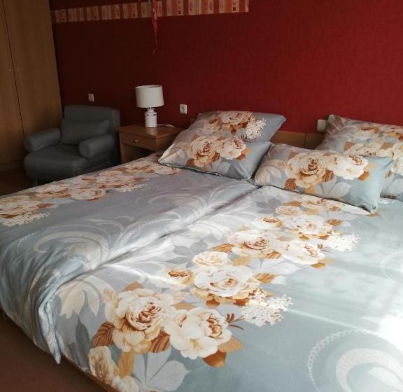 经济型三人房间, Zur Alten Eiche