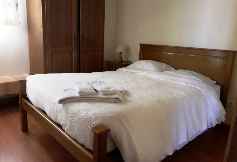 침실 2개 주택, Quinta Da Moagem