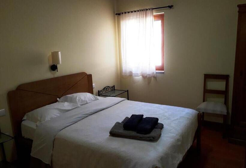 침실 2개 주택, Quinta Da Moagem