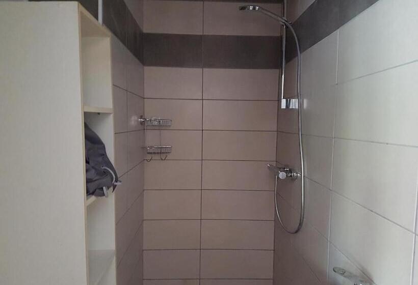 １ベッドルームハウス, Panamá Selva Backpacker