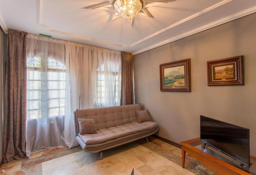 庭の見える１ベッドルームアパートメント, Apartamentos Gaudi Style