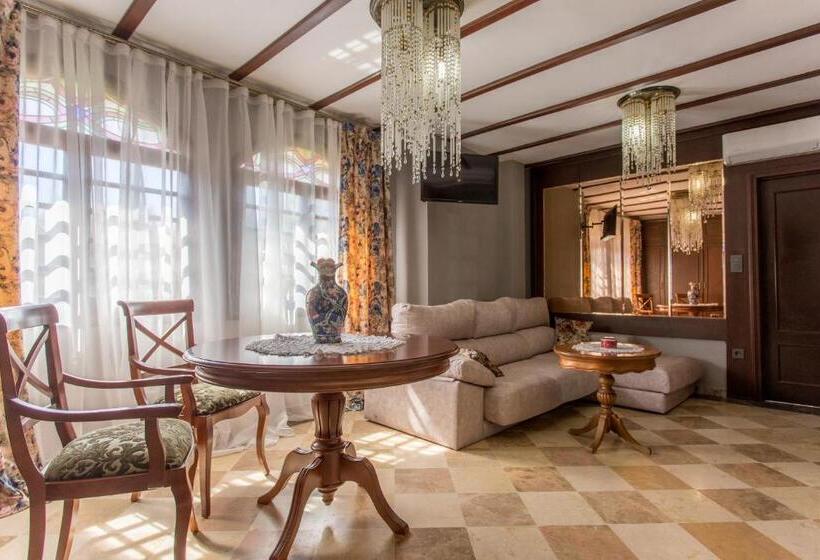 ファミリールーム, Apartamentos Gaudi Style