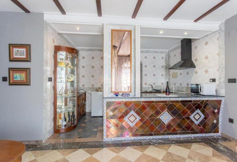 ファミリールーム, Apartamentos Gaudi Style