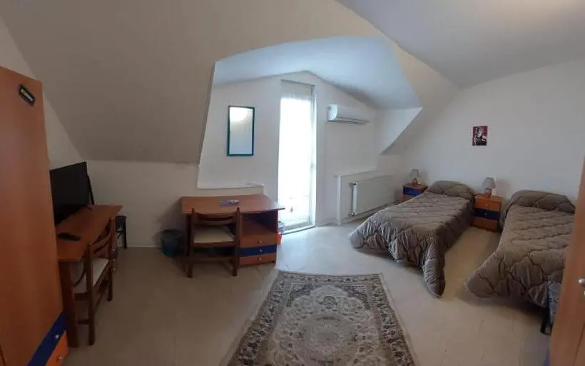 اتاق استاندارد با بالکن, B&b Armonia