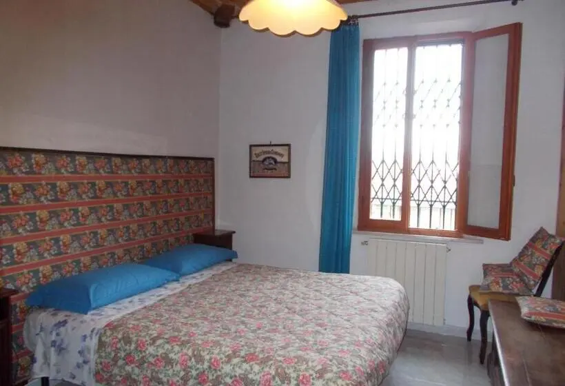 Standard room with outdoor bath, La Vecchia Locanda