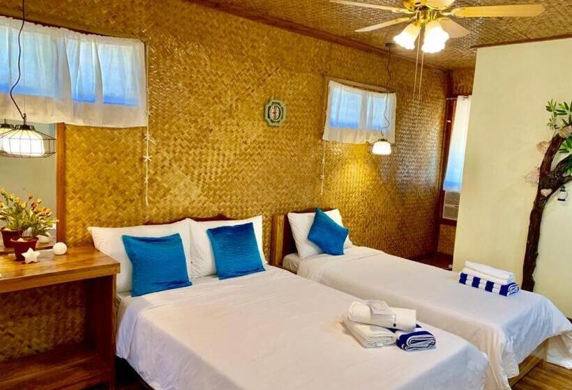 اتاق سه نفره دلوکس با چشم‌انداز دریا, Peak View Resort