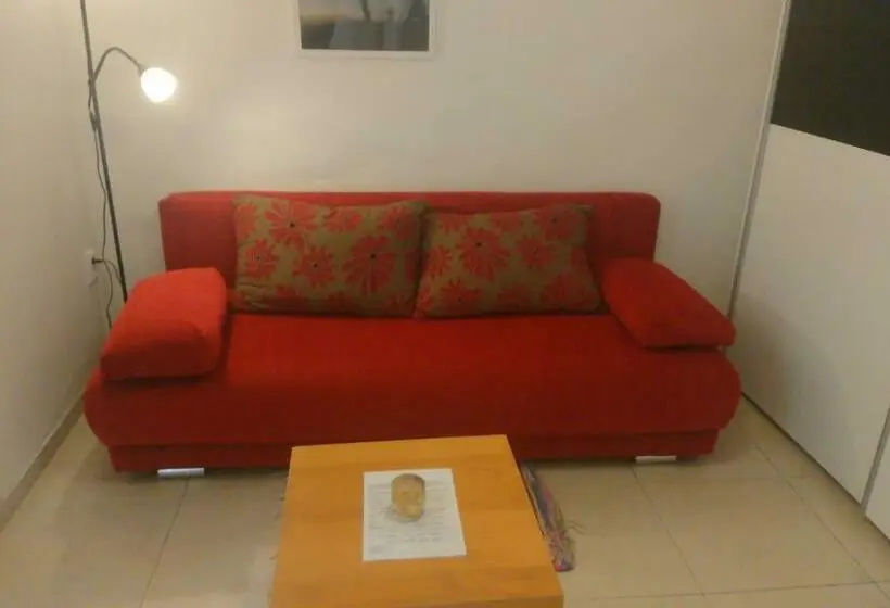 ベーシックトリプルルーム, Gran Hostel