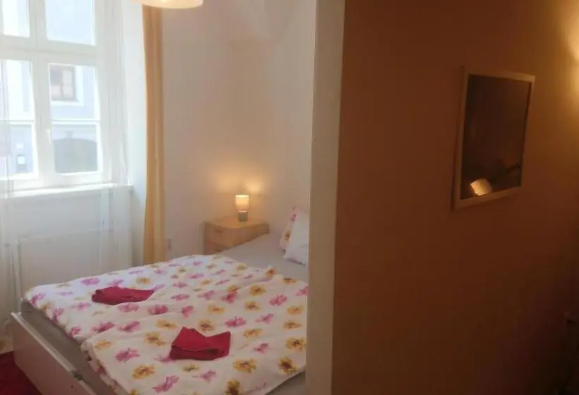 ベーシックトリプルルーム, Gran Hostel