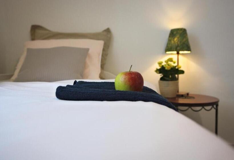 Quarto Triplo Basic, Gran Hostel