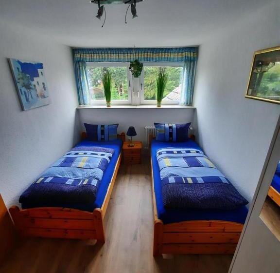 شقة غرفتين, Landhaus Burs