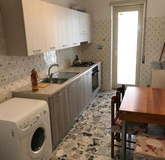 침실 1개 아파트, Lions Residence