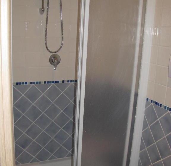 스탠다드 스튜디오, Lions Residence