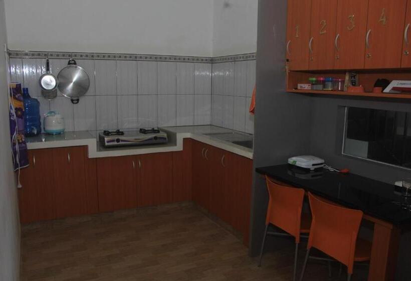 חדר דלוקס, Aurora Guest House